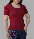 تیشرت زنانه یقه خشتی طرح آستین پف کبریتی